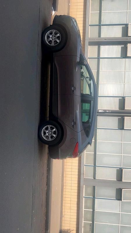 Braun Gebraucht 2013 Hyundai ix35 SUV | 6.400 € (Superpreis) - Bild 1/4
