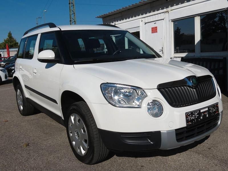 Weiß Gebraucht 2013 Skoda Yeti SUV | 9.900 € (Superpreis) - Bild 1/4