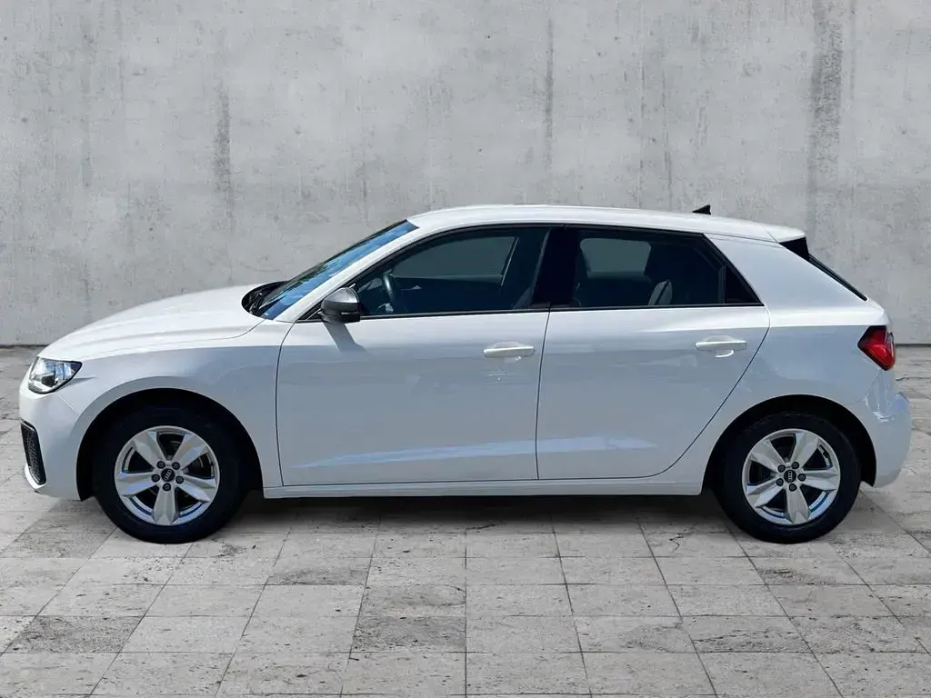Gebraucht Audi A1 Sportback 95 PS (69 kW) 2022 Cortinaweiß Kleinwagen