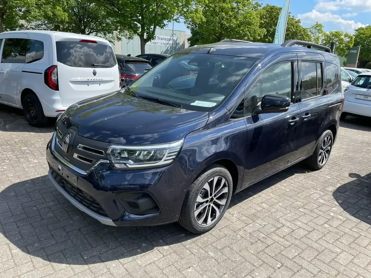 Gebraucht Renault Kangoo Komfort 89 kW (122 PS) 2025 Cavansitblau blue mb 589 Van / Kleinbus