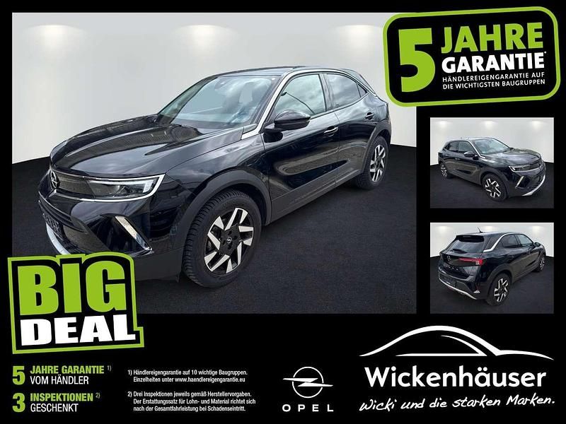 Diamant schwarz/karbon schwarz (metallic) Gebraucht 2022 Opel Mokka Elegance SUV | 19.490 € (Fairer Preis) - Bild 1/4