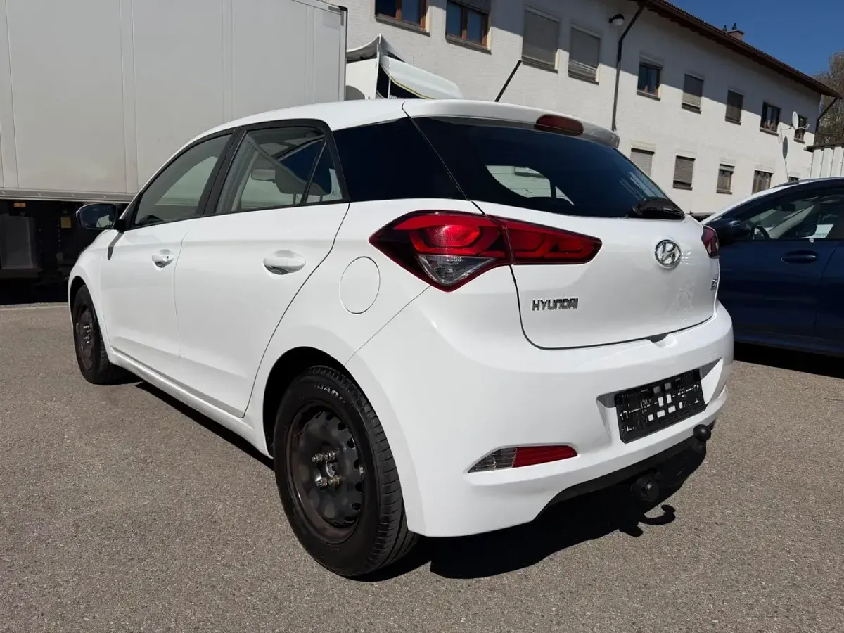 Brugt Hyundai i20 Active 75 HK (55 kW) 2016 Hvid Hatchback