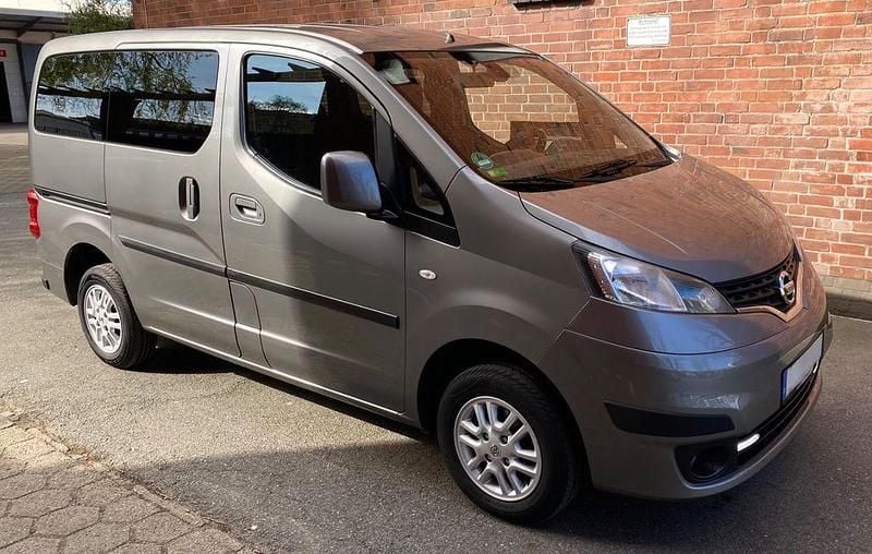 Gebraucht Nissan NV200 110 PS (80 kW) 2012 Grau Van / Kleinbus