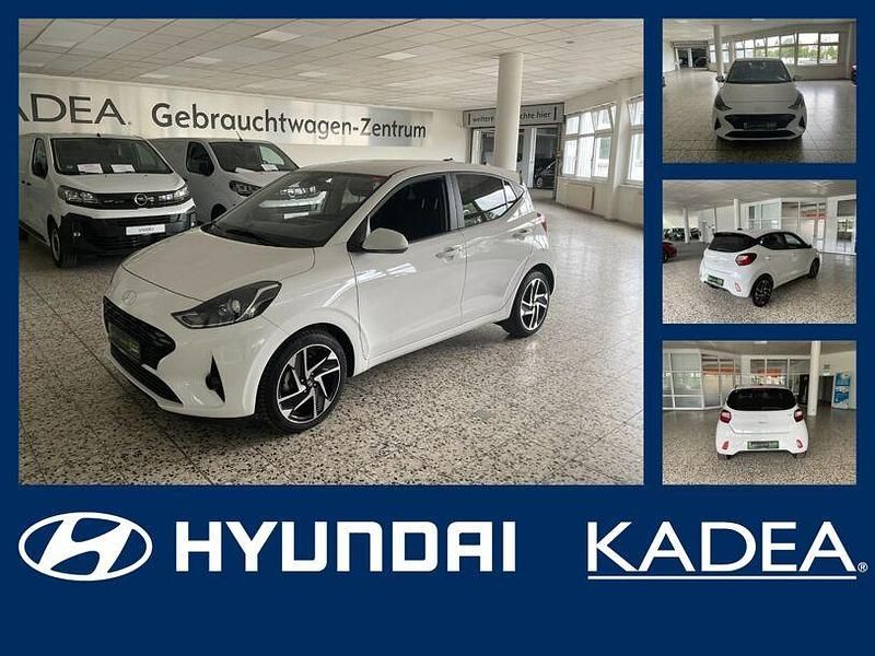 Atlas white / sol Gebraucht 2024 Hyundai i10 Prime Kleinwagen | 16.990 € (Fairer Preis) - Bild 1/4