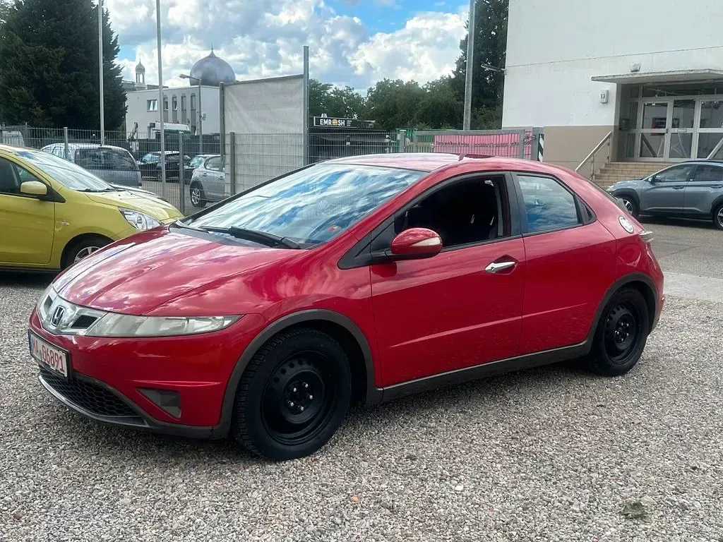 Gebraucht Honda Civic Comfort 99 PS (72 kW) 2009 Rot Limousine