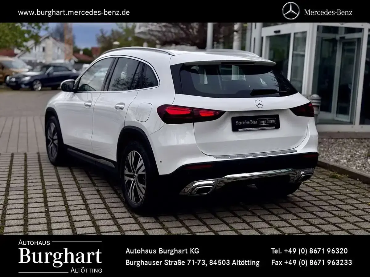 Gebraucht Mercedes GLA200 Progressive 163 PS (119 kW) 2025 Unilack polarweiß SUV