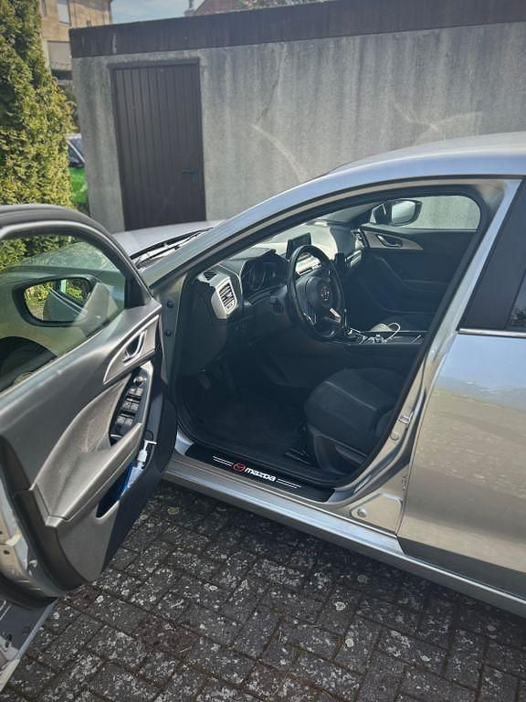 Gebraucht Mazda 3 Signature 120 PS (88 kW) 2018 Grau Limousine