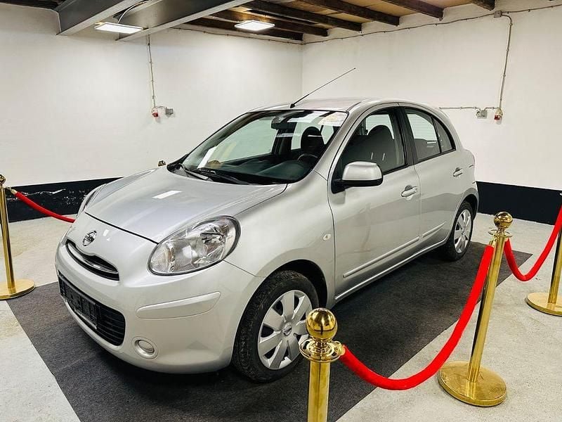 Gebraucht Nissan Micra Acenta 80 PS (58 kW) 2012 Silber Kleinwagen