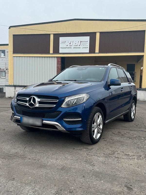 Gebraucht Mercedes GLE250 204 PS (150 kW) 2017 Blau SUV