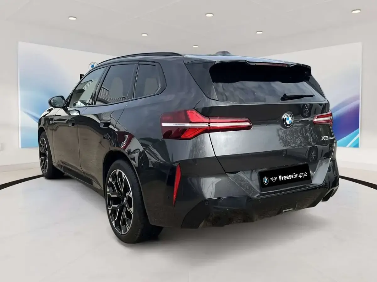 Gebraucht BMW X3 M Sport 197 PS (144 kW) 2025 Grau SUV