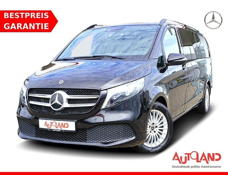 Schwarz Gebraucht 2024 Mercedes V300 Van / Kleinbus | 52.490 € (Superpreis) - Bild 1/4