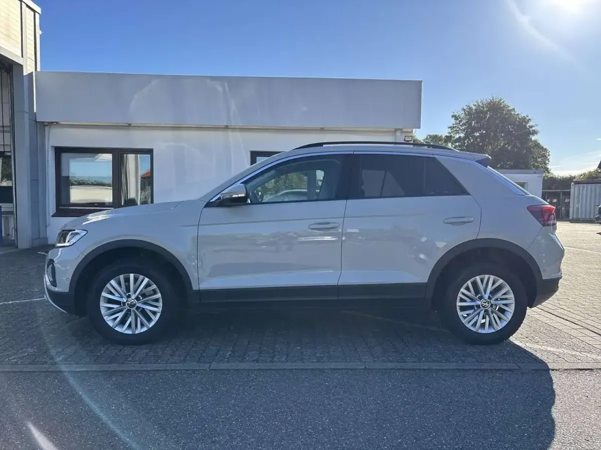 Gebraucht VW T-Roc Life 150 PS (110 kW) 2022 Ascotgrau SUV