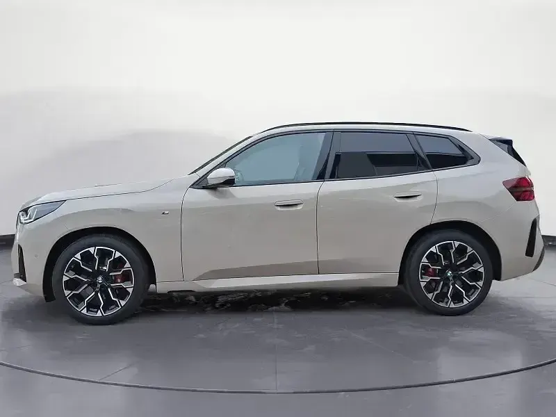 Gebraucht BMW X3 M Sport 208 PS (152 kW) 2025 Dune grey metallic SUV