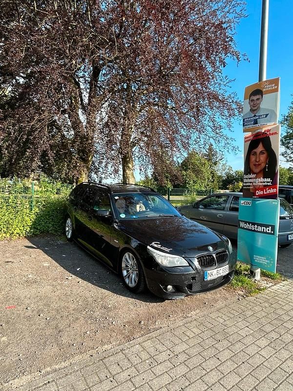Schwarz Gebraucht 2009 BMW 535 Kombi | 15.500 € - Bild 1/4