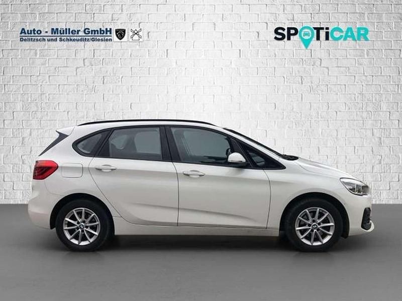 Gebraucht BMW 216 Advantage 116 PS (85 kW) 2020 Weiß Kombi