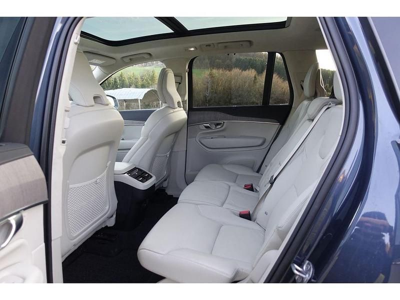 Gebraucht Volvo XC90 Ultimate 235 PS (172 kW) 2022 Blau SUV