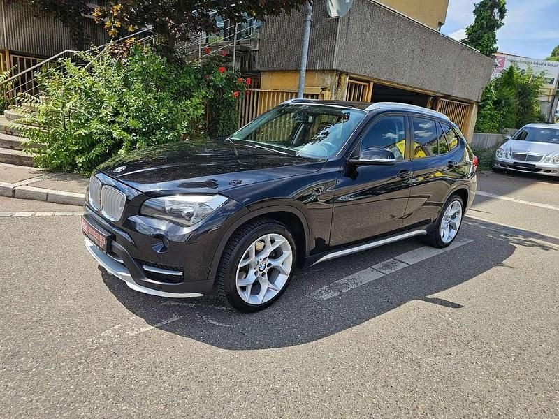 Schwarz Gebraucht 2015 BMW X1 SUV | 9.000 € (Etwas zu teuer) - Bild 1/4