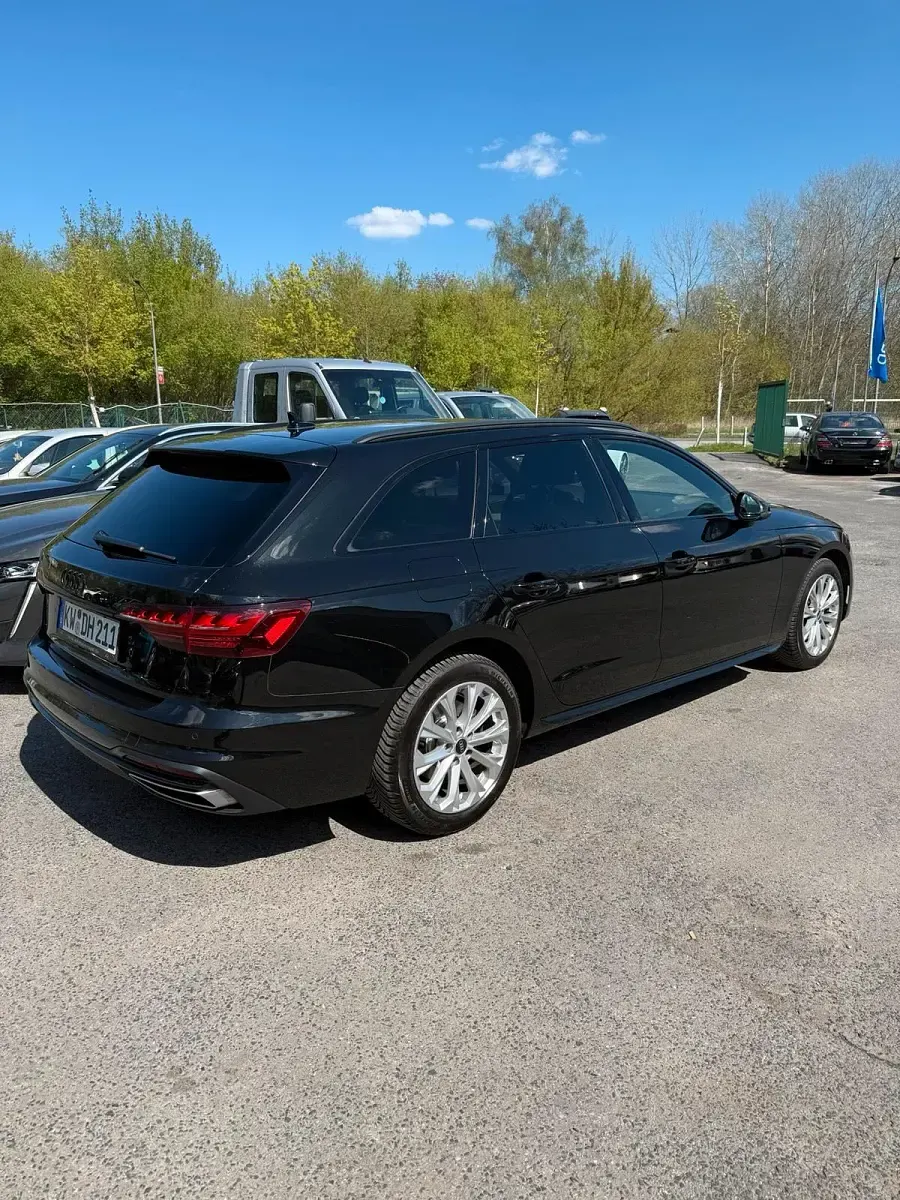 Occasion Audi A4 Black Edition 163 ch (119 kW) 2021 Noir Break