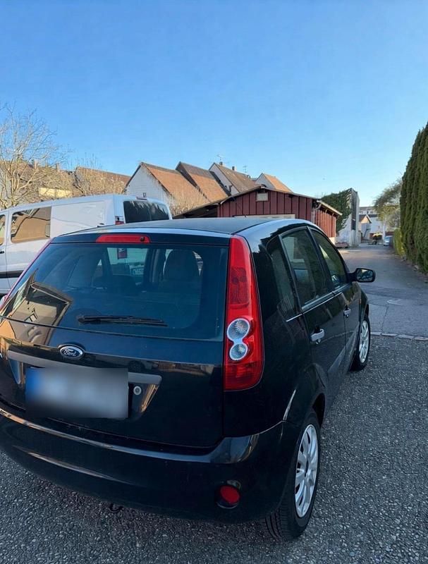 Gebraucht Ford Fiesta 70 PS (51 kW) 2006 Schwarz Kleinwagen
