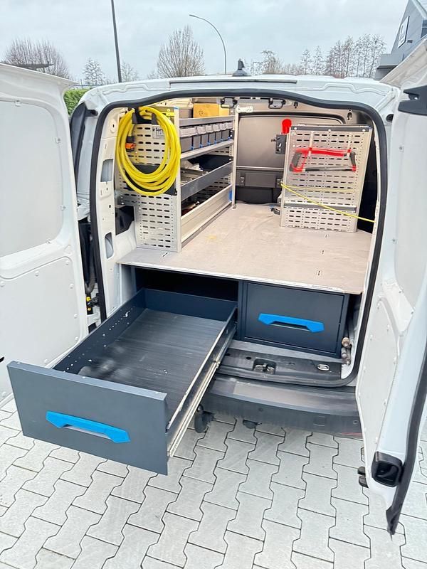 Gebraucht VW Caddy 102 PS (75 kW) 2023 Weiß Van / Kleinbus