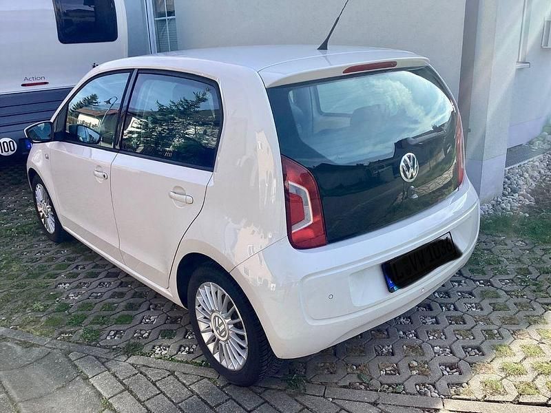 Gebraucht VW up! high up! 75 PS (55 kW) 2012 Weiß Kleinwagen