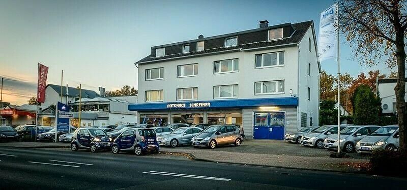 Grau Gebraucht 2015 Mercedes GLK220 SUV | 20.600 € (Etwas zu teuer) - Bild 1/1