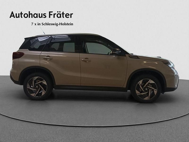 Gebraucht Suzuki Vitara 110 PS (80 kW) 2025 Beige SUV