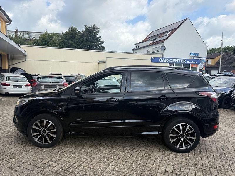 Gebraucht Ford Kuga ST-Line 179 PS (131 kW) 2017 Schwarz SUV