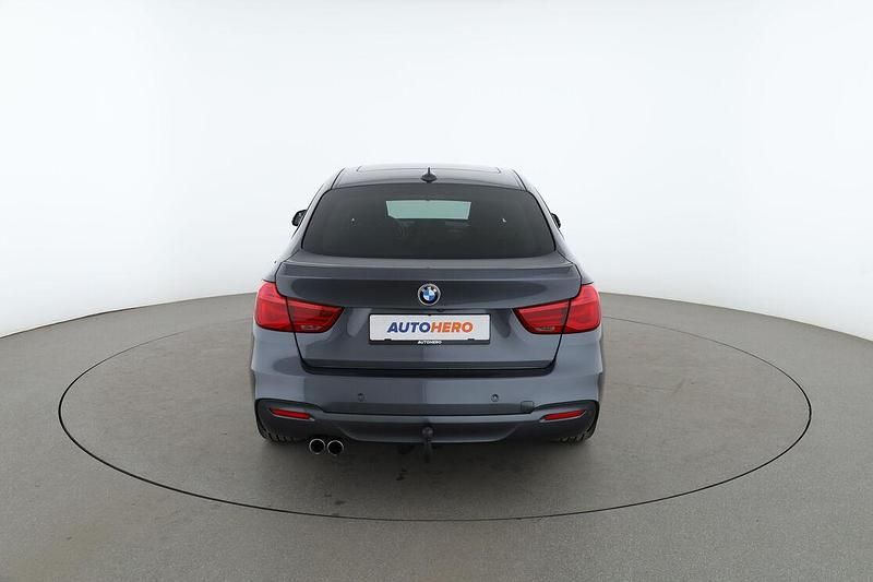 Gebraucht BMW 330 M Sport 252 PS (185 kW) 2018 Grau Limousine
