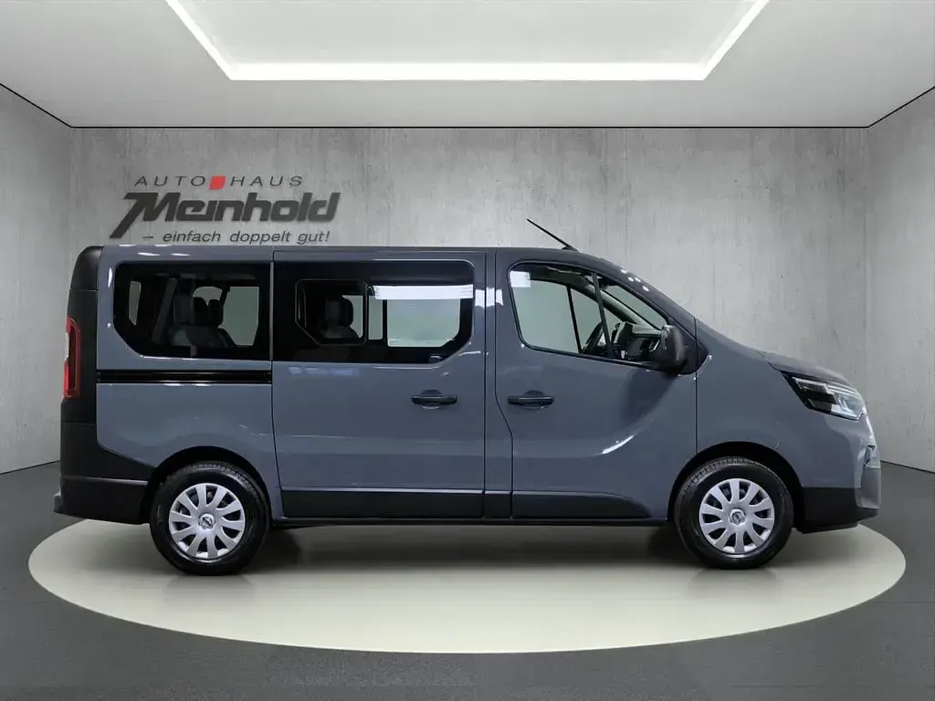 Gebraucht Nissan Primastar N-Connecta 150 PS (110 kW) 2023 Grau Van / Kleinbus