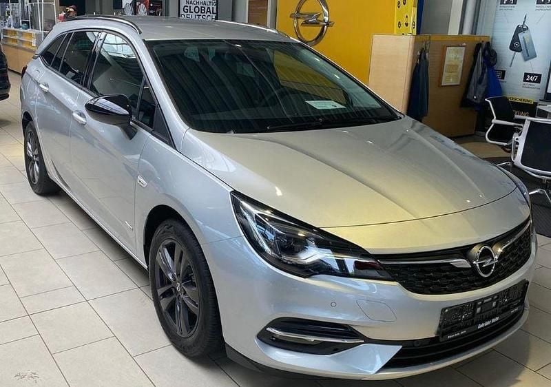 Silber Gebraucht 2022 Opel Astra Design & Tech Kombi | 16.700 € (Guter Preis) - Bild 1/4