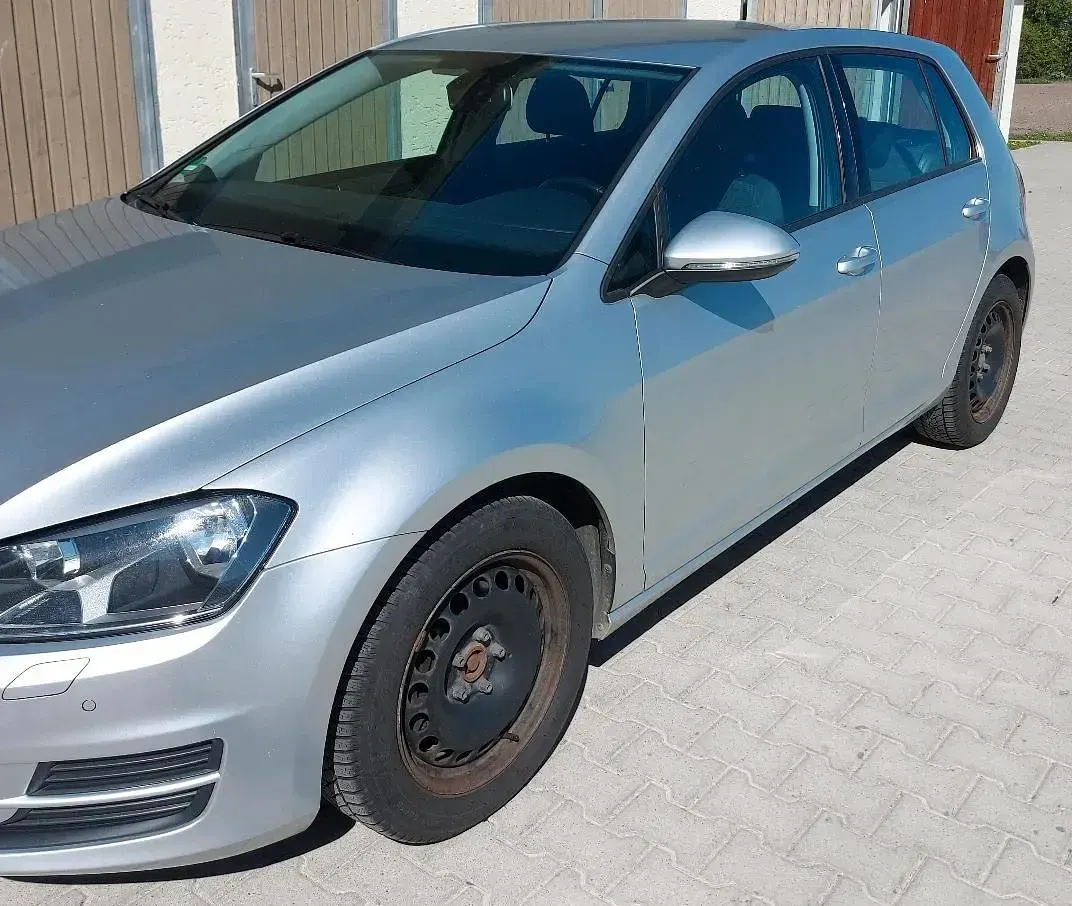 Gebraucht VW Golf VII 86 PS (63 kW) 2013 Silber Limousine