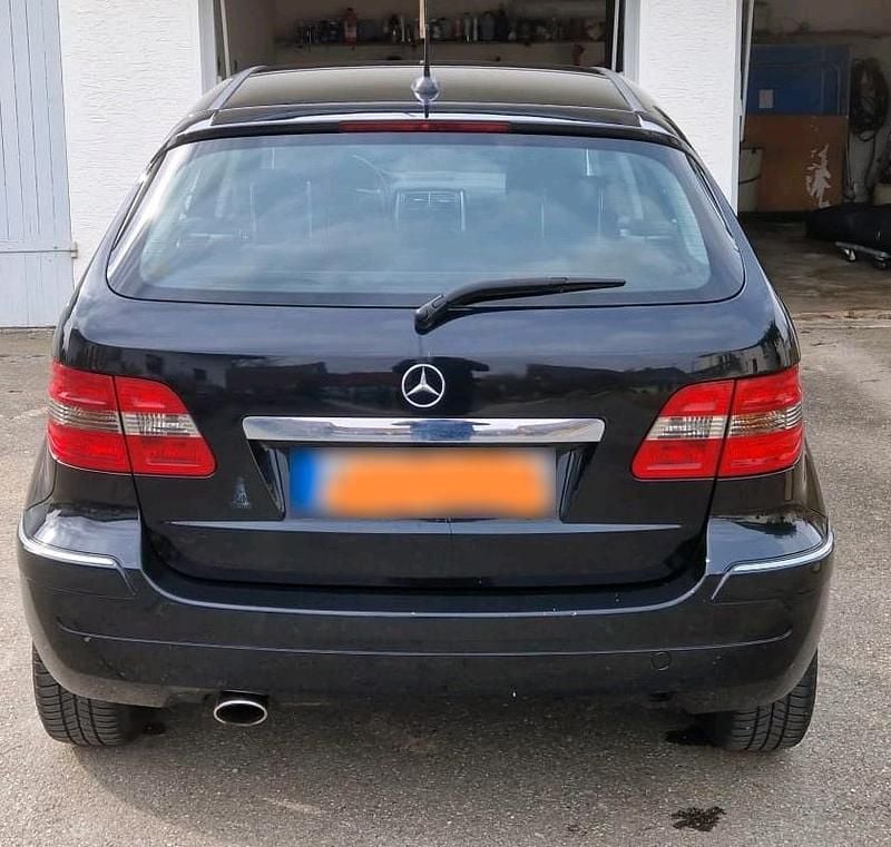 Gebraucht Mercedes B150 95 PS (69 kW) 2007 Schwarz Van / Kleinbus