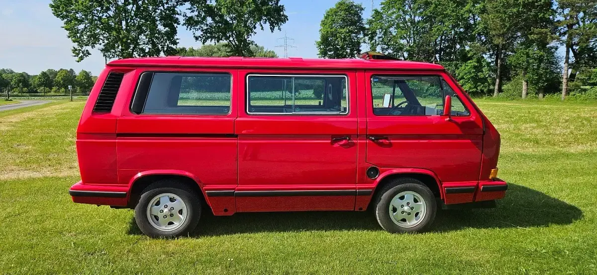 Gebraucht VW Multivan 69 PS (50 kW) 1988 Rot Van / Kleinbus