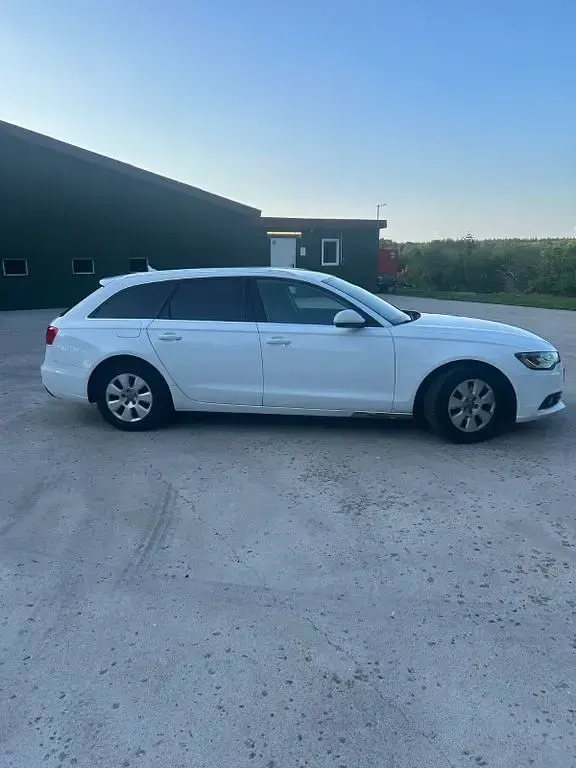 Gebraucht Audi A6 204 PS (150 kW) 2011 Weiß Kombi