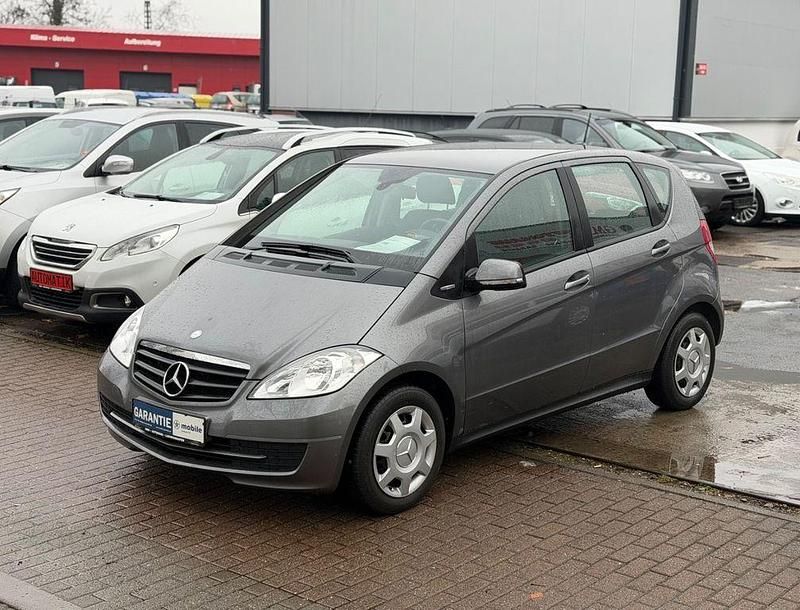 Grau Gebraucht 2009 Mercedes A150 Limousine | 4.990 € (Fairer Preis) - Bild 1/4