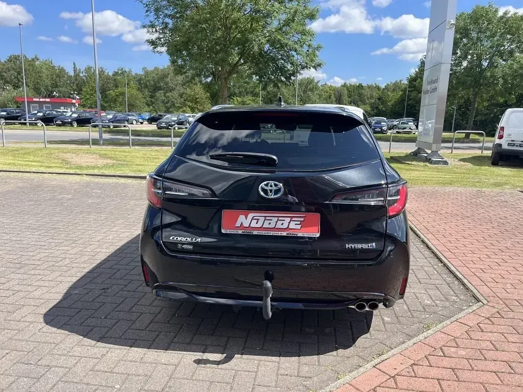 Gebraucht Toyota Corolla Club 179 PS (131 kW) 2019 Mysticschwarz Kombi