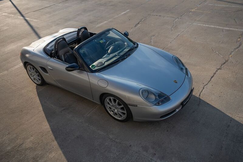 Gebraucht Porsche 986 Boxster 220 PS (161 kW) 2000 Silber Cabrio