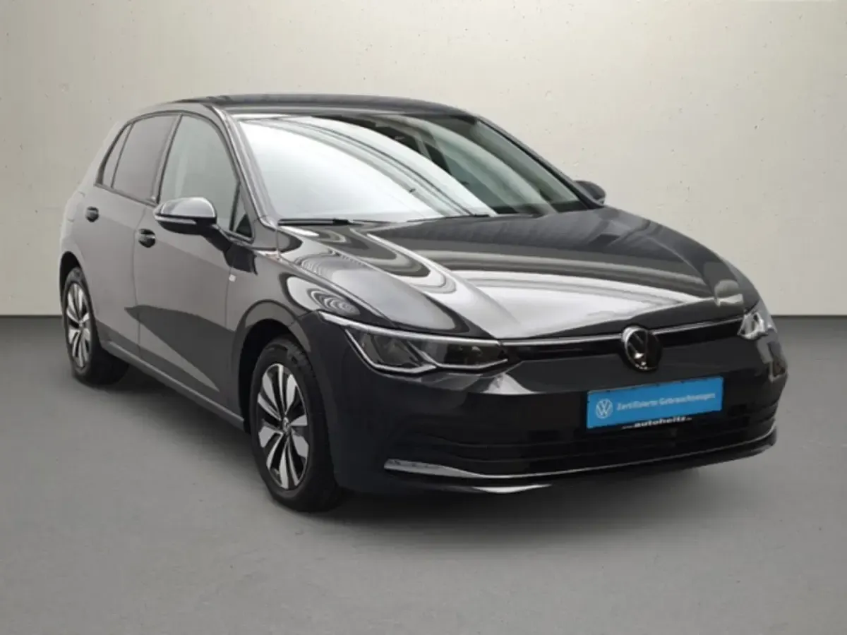 Gebraucht VW Golf VIII Move 110 PS (80 kW) 2024 Uranograu Limousine