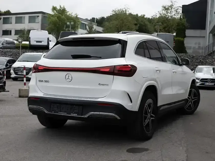 Gebraucht Mercedes EQA350 AMG 214 kW (292 PS) 2025 Weiss unilack polarweiß SUV