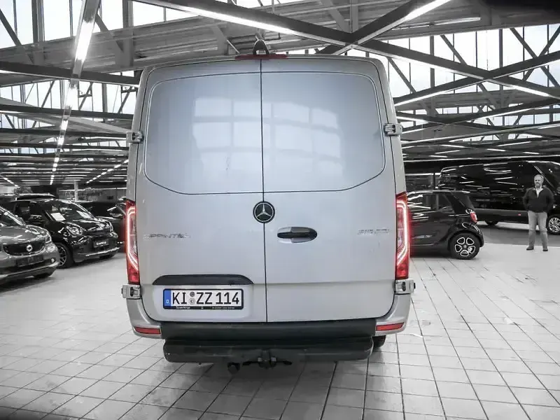 Gebraucht Mercedes Sprinter 190 PS (139 kW) 2025 Hightechsilber (metallic) Van
