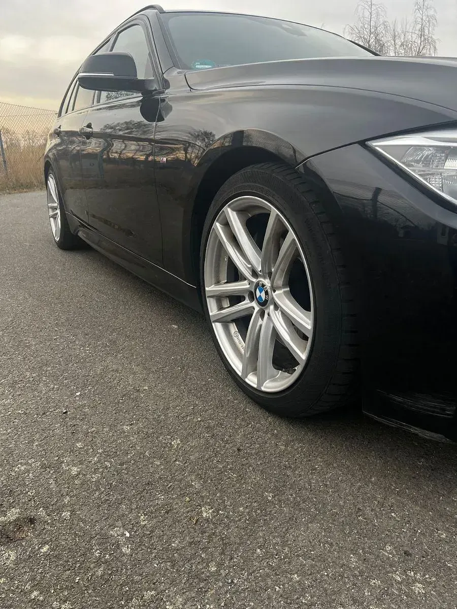 Gebraucht BMW 330 M Performance 286 PS (210 kW) 2013 Schwarz Kombi