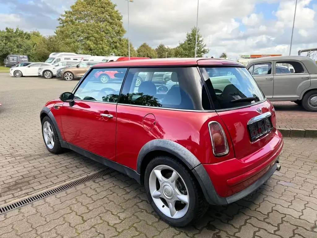 Usado Mini ONE 90 HP (66 kW) 2002 Vermelho Citadino