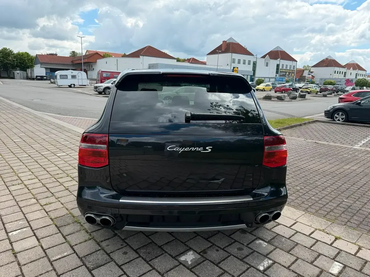 Używany Porsche Cayenne 385 KM (283 kW) 2008 Czarny SUV