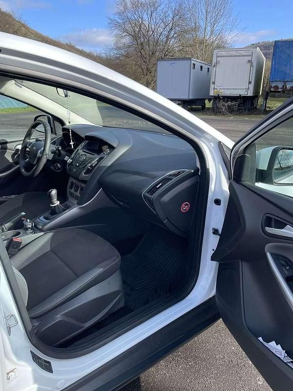 Gebraucht Ford Focus 125 PS (91 kW) 2014 Kombi
