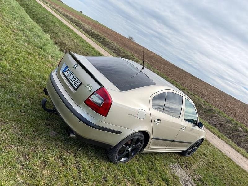 Gebraucht Skoda Octavia RS 150 PS (110 kW) 2005 Beige Limousine