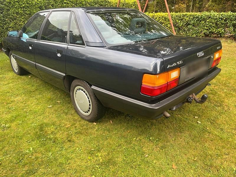 Gebraucht Audi 100 133 PS (97 kW) 1990 Blau Limousine