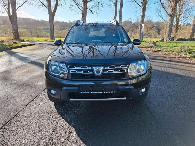 Second-hand Dacia Duster 125 CP (91 kW) 2017 Negru SUV