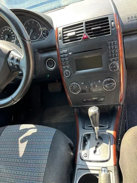 Gebraucht Mercedes A150 Elegance 95 PS (69 kW) 2008 Schwarz Van / Kleinbus