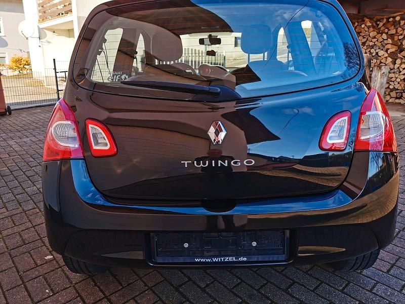 Gebraucht Renault Twingo 75 PS (55 kW) 2014 Schwarz Kleinwagen